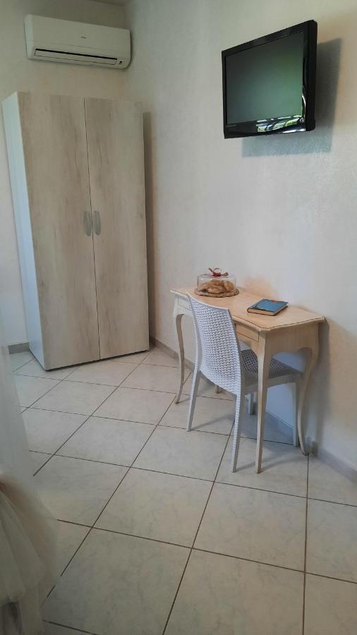 לינה וארוחת בוקר טרמולי Il Casale Di Rodolfo מראה חיצוני תמונה