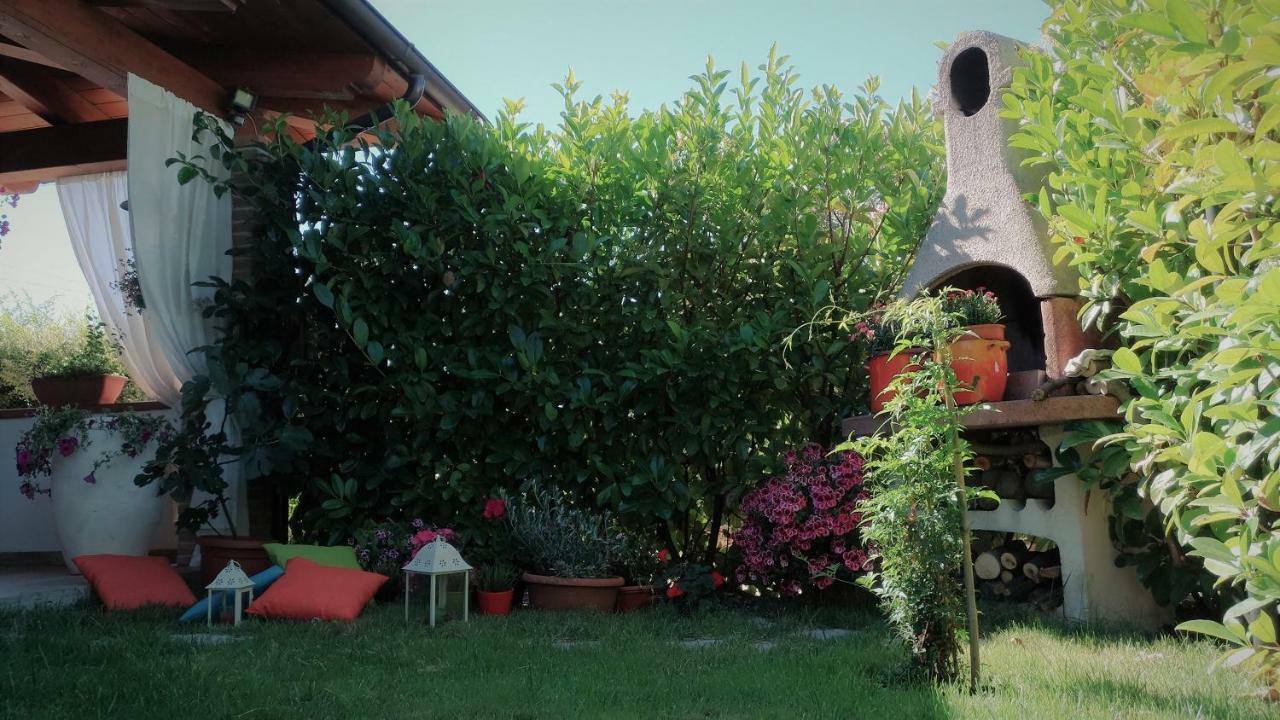 לינה וארוחת בוקר טרמולי Il Casale Di Rodolfo מראה חיצוני תמונה