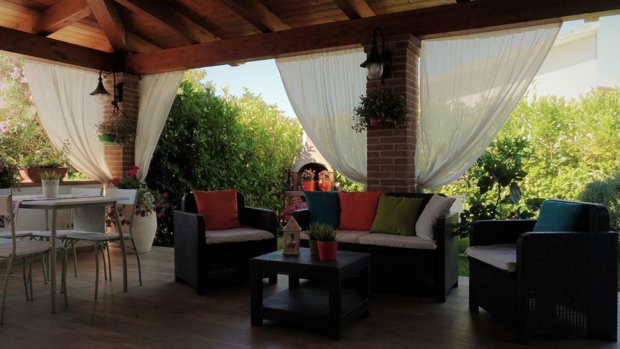 לינה וארוחת בוקר טרמולי Il Casale Di Rodolfo מראה חיצוני תמונה